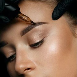 Trucco Permanente Sopracciglia