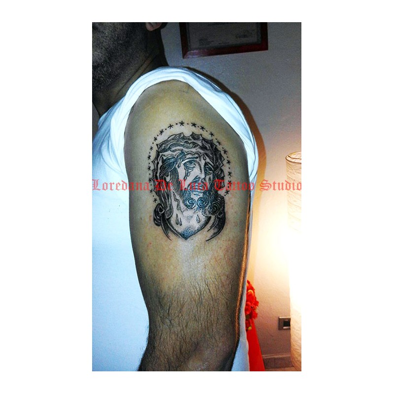 Tatuaggio Religioso Devozionale Raffigurante Il Volto Di Gesu Cristo Loredana De Luca Tatuaggi Sulmona